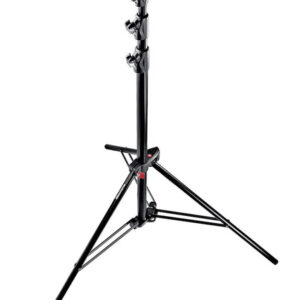 1004bac master stand 01.jpg
