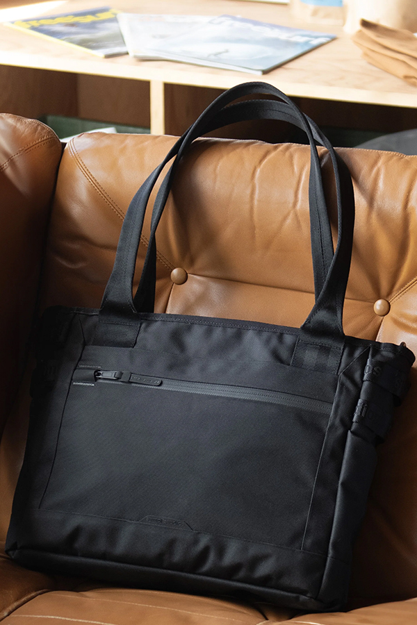 All terrain tote 15l ballistic black f01.jpg