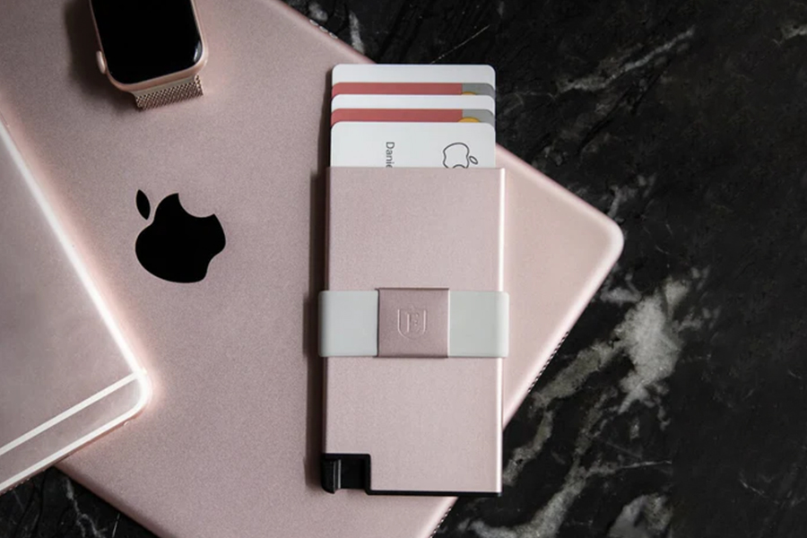 Aluminum cardholder rose gold f03.jpg