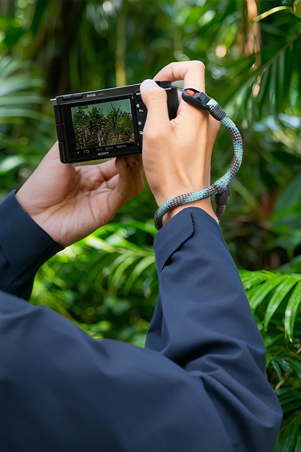 Camera wrist strap slim outdoor f01.jpg
