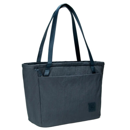 Civic daily tote 24l konbu dark navy 01.jpg