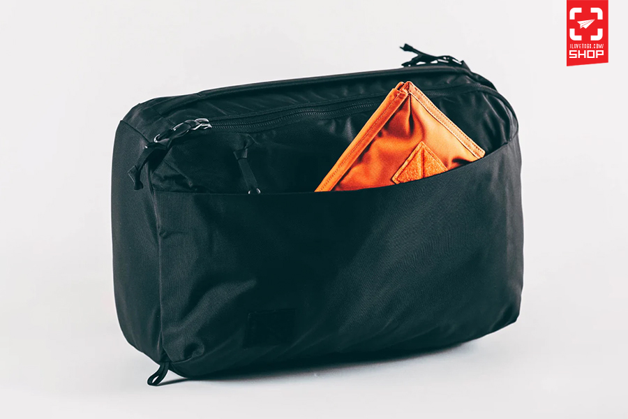 Civic panel loader 24l solution dyed black 02.jpg