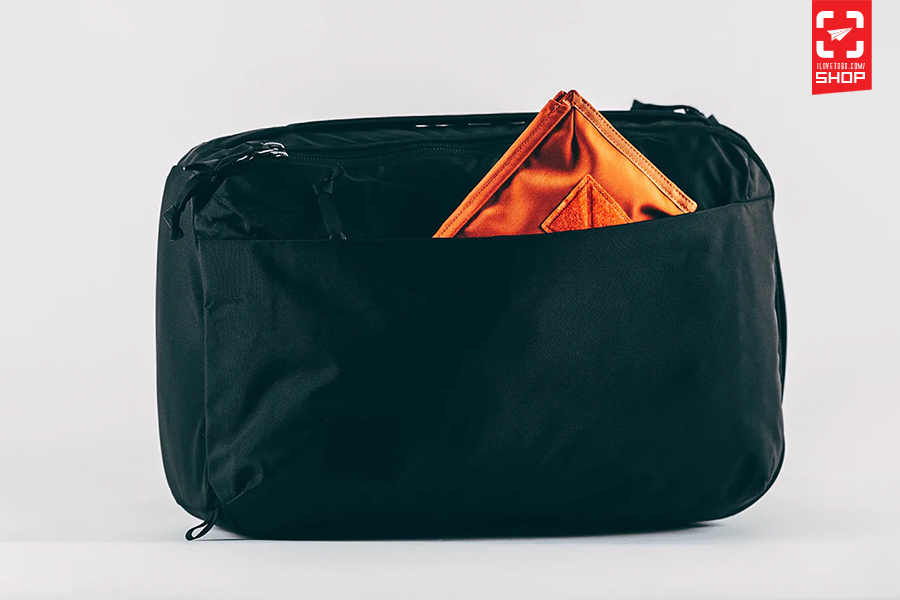 Civic panel loader 28l solution dyed black 03.jpg