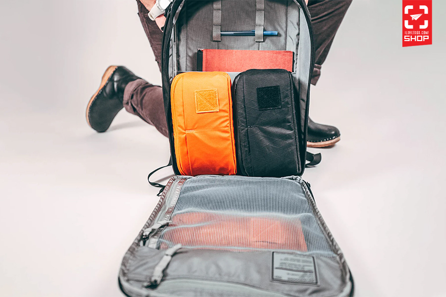 Civic panel loader 28l solution dyed black 05.jpg
