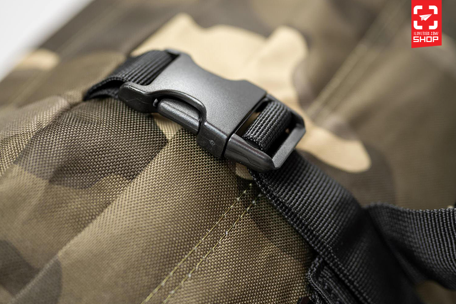 Classic 28 urban camo 07.jpg