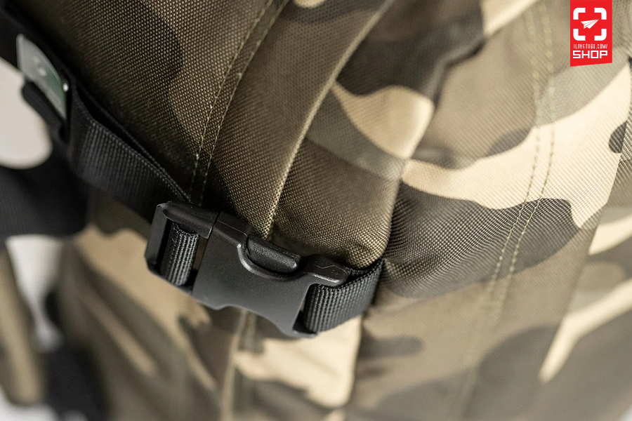 Classic 36 urban camo 08.jpg