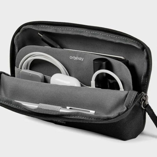 Desk pouch 02.jpg