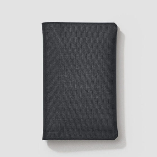 Element card wallet solution dyed black 01.jpg