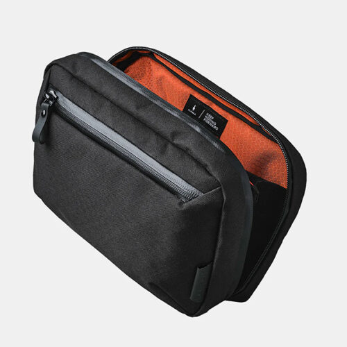 Element tech case ecopak black 01.jpg