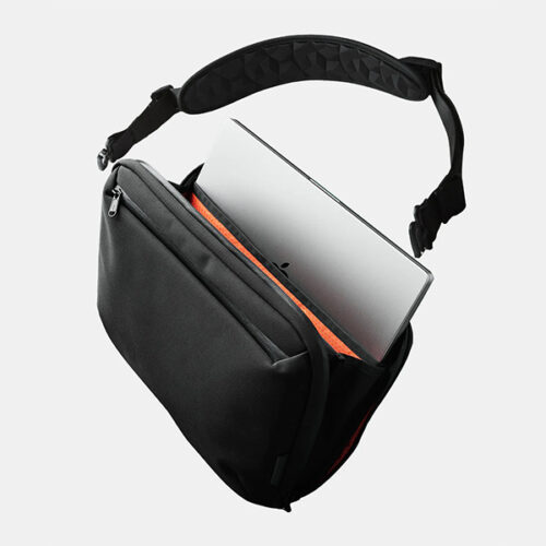 Elements tech brief 16 jet black 01.jpg