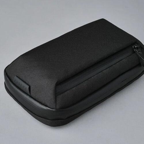 Elements tech case mini black knight 02.jpg