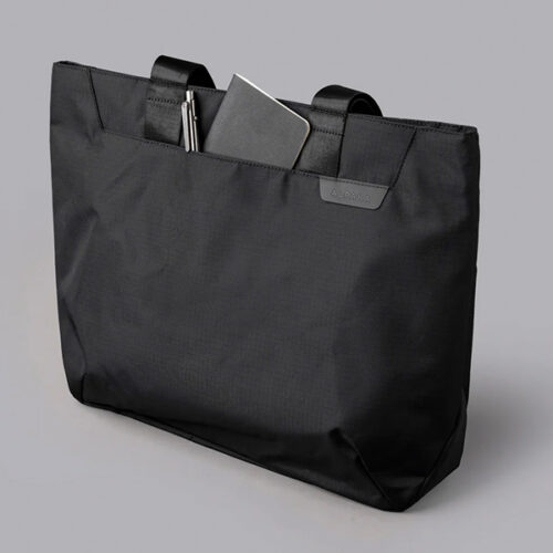 Elements totem black grey 02.jpg