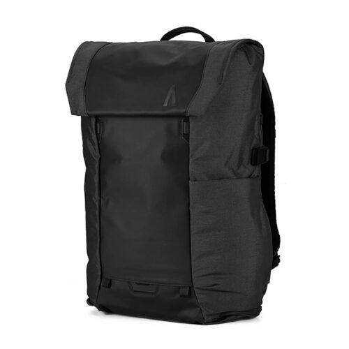 Errant pack black 02.jpg
