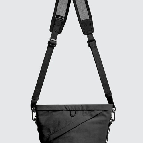 Essential 2 5l snapper sling black 02.jpg