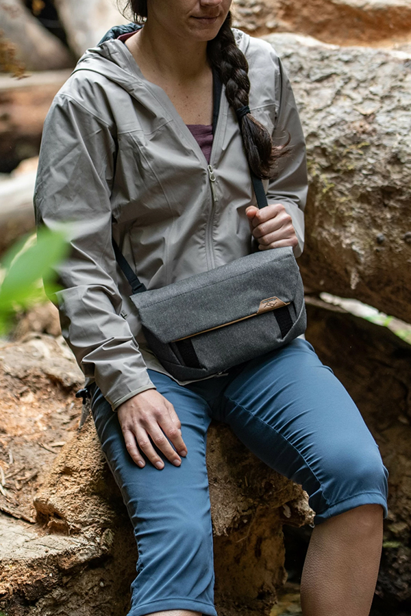 Field pouch v2 f08.jpg