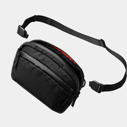 Flight sling 1l ultradyne 100d black 01.jpg