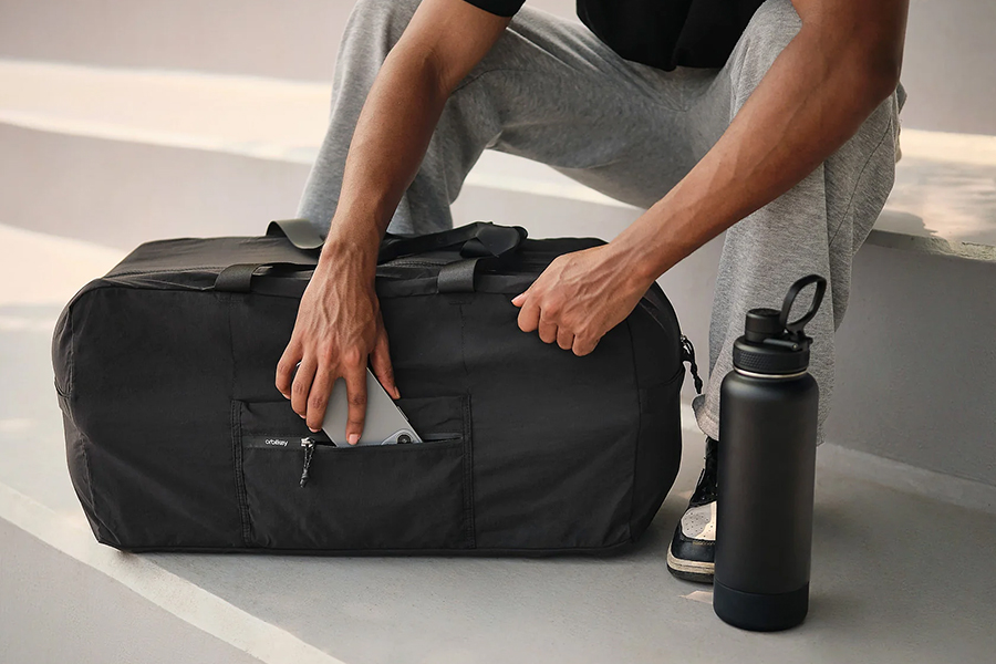 Foldable duffel 55l black f02.jpg