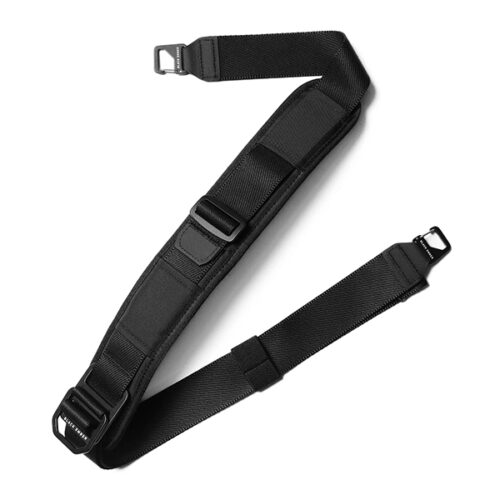Forge 30 shoulder strap 01.jpg