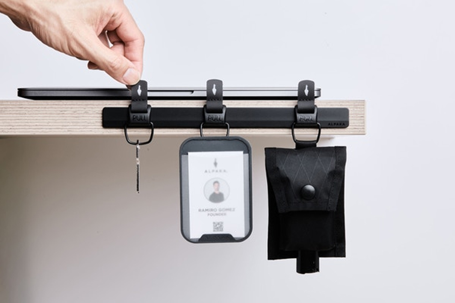 Hub keychain d05.jpg
