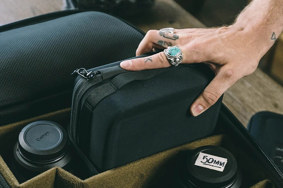 Mckinnon accessorie f02.jpg
