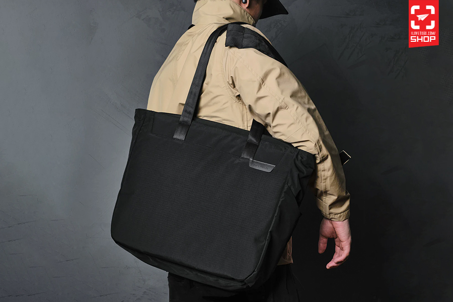 Metro tote black 08.jpg