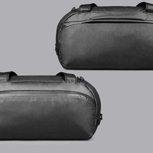Momentum duffle black 02.jpg