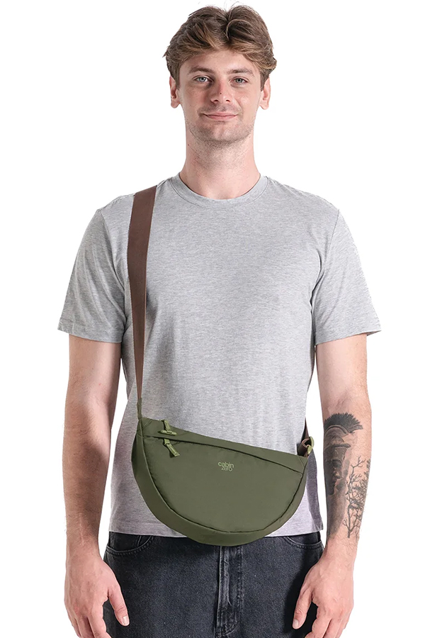 Moon shoulder bag 5l norwegian wood 08.jpg