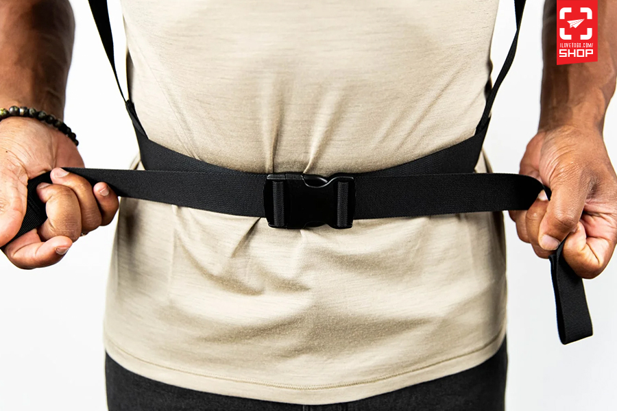 Mountain panel loader 22l solution dyed black 08.jpg