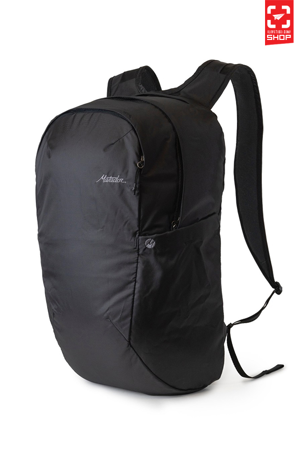On grid backpack 02.jpg