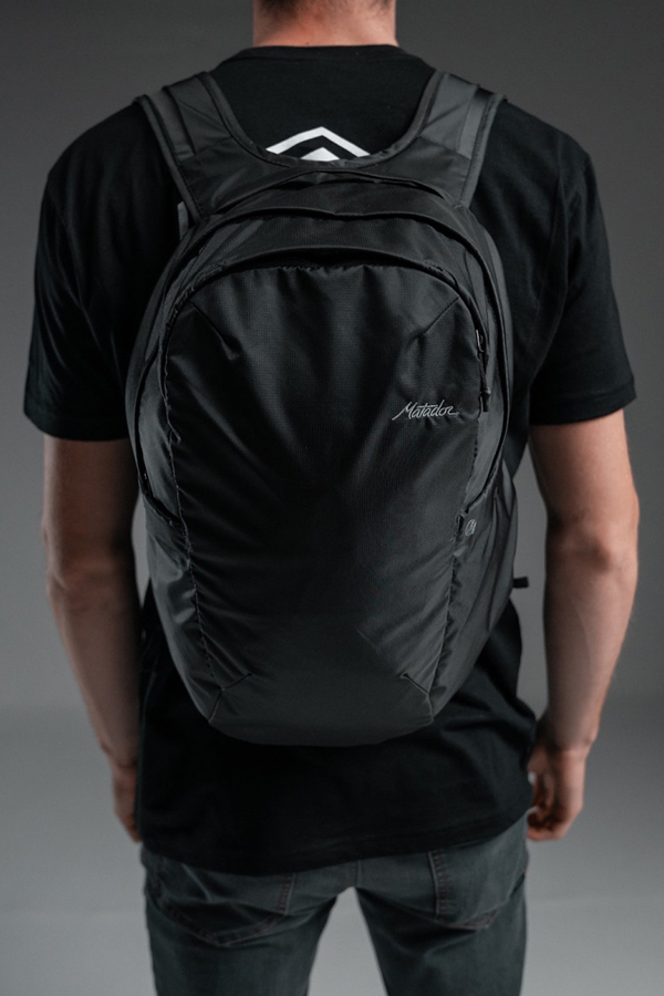 On grid backpack 09.jpg