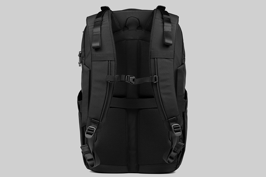 Outbound travel pack 30l 02.jpg