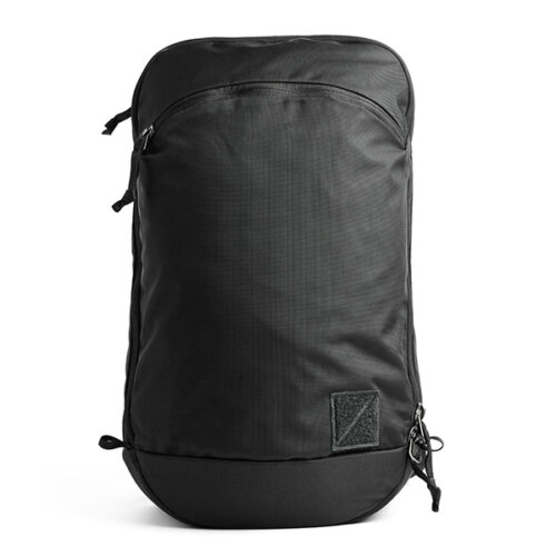 Panel loader classic 20l solution dyed black 02.jpg