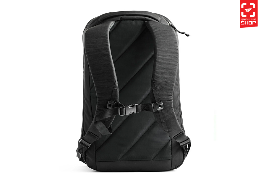 Panel loader classic 20l solution dyed black 06.jpg