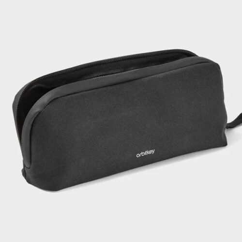 Pencil case black 01.jpg