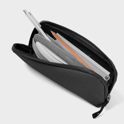Pencil case black 02.jpg