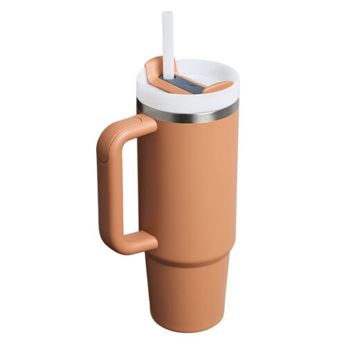 Quencher tumbler 30oz toast 02.jpg