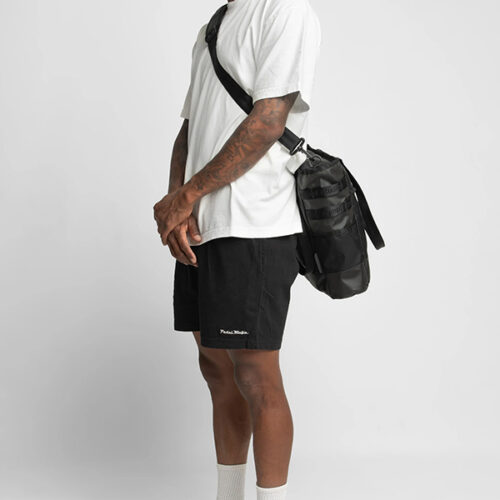 Shoulder strap 02.jpg