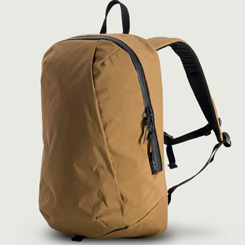 Stem 20l daypack xpac rx30 coyote 02.jpg