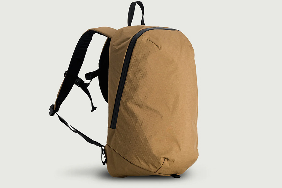 Stem 20l daypack xpac rx30 coyote 05.jpg