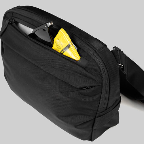 Toshi sling 6l v2 n 02.jpg