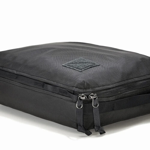 Transit packing cube 10l solution dyed black 02.jpg