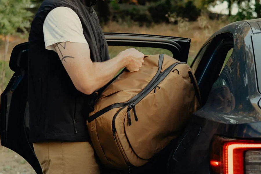 Travel backpack 45l coyote f04.jpg