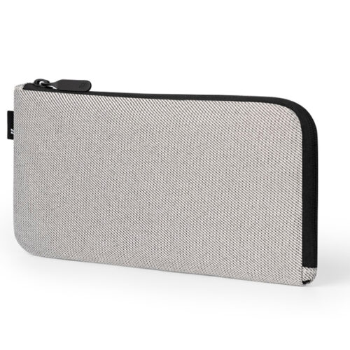 Travel wallet warm gray 02.jpg
