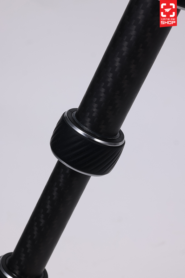 Treeroot quick lock travel tripod 08.jpg