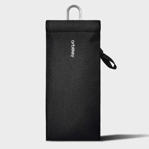 Clip on glasses pouch black 01.jpg